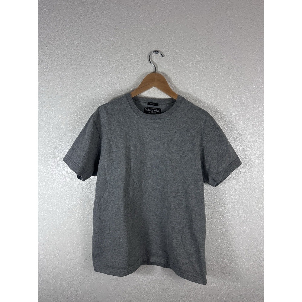 Abercrombie & Fitch Muscle Fit Gray T Shirt Men's Medium Graphic Back Logo Tee